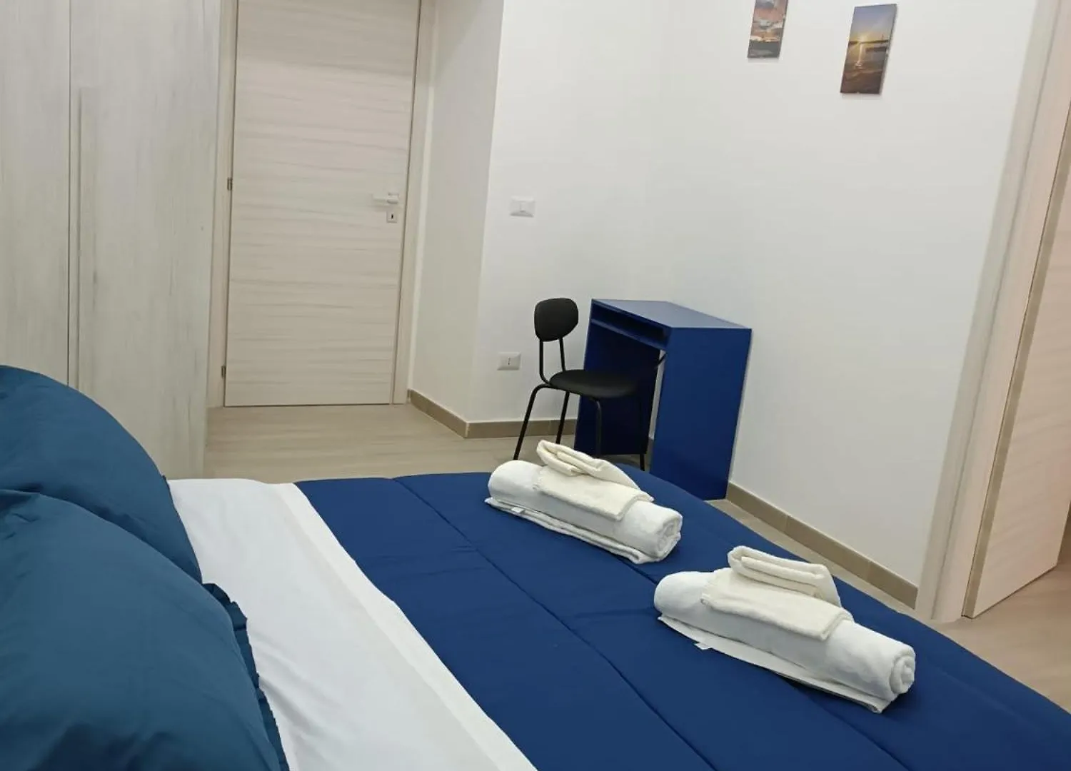Gold House Aparthotel Naples 0*,  Italy