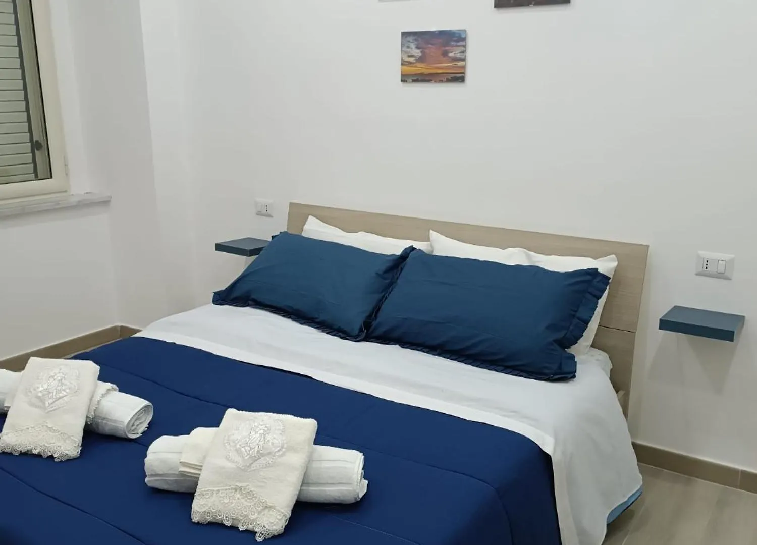 Gold House Aparthotel Naples